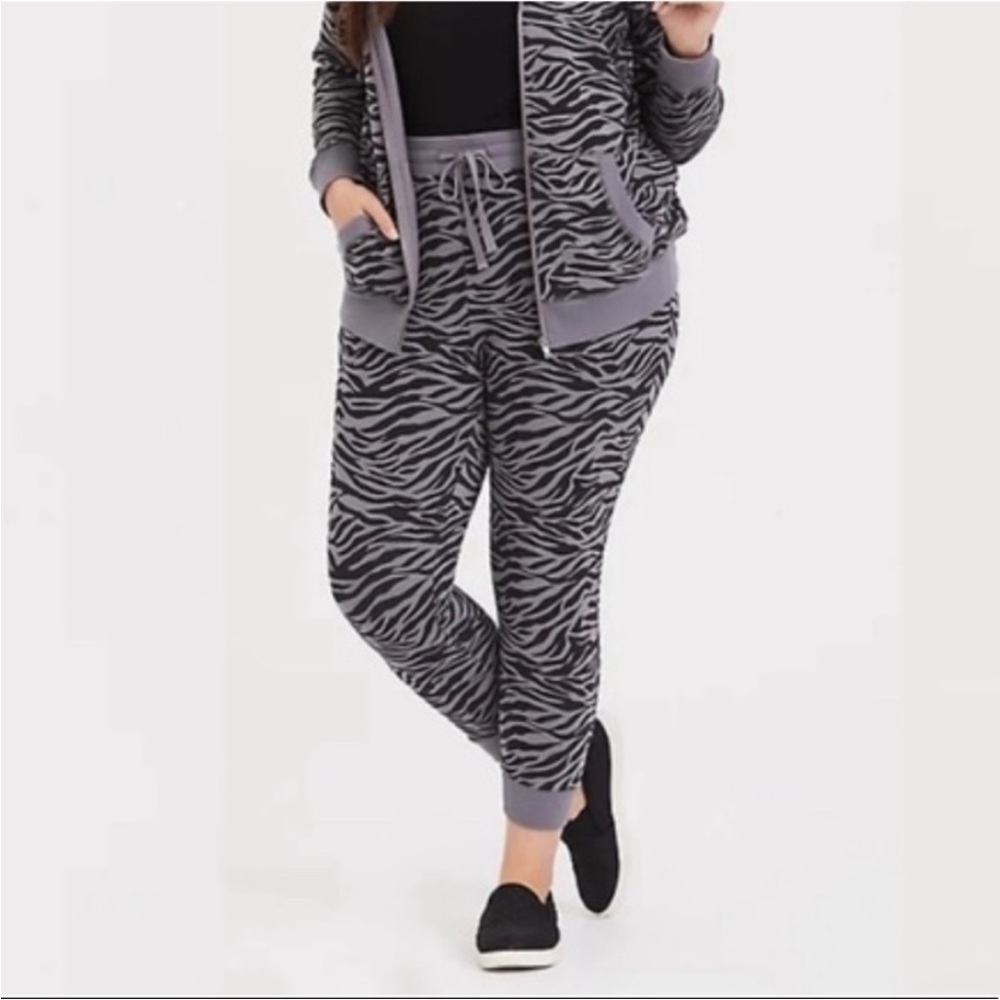 Torrid Gray Zebra Print Track Pants